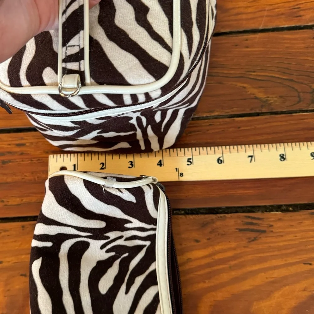 🧩 3/$20 Basics Brown Zebra Print Set of 2 Cosmetic Bag NWT
